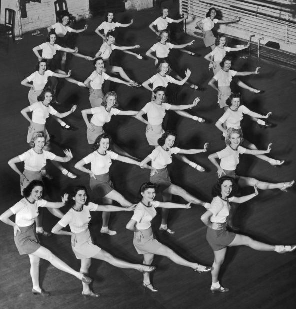 Muny chorus, 1942